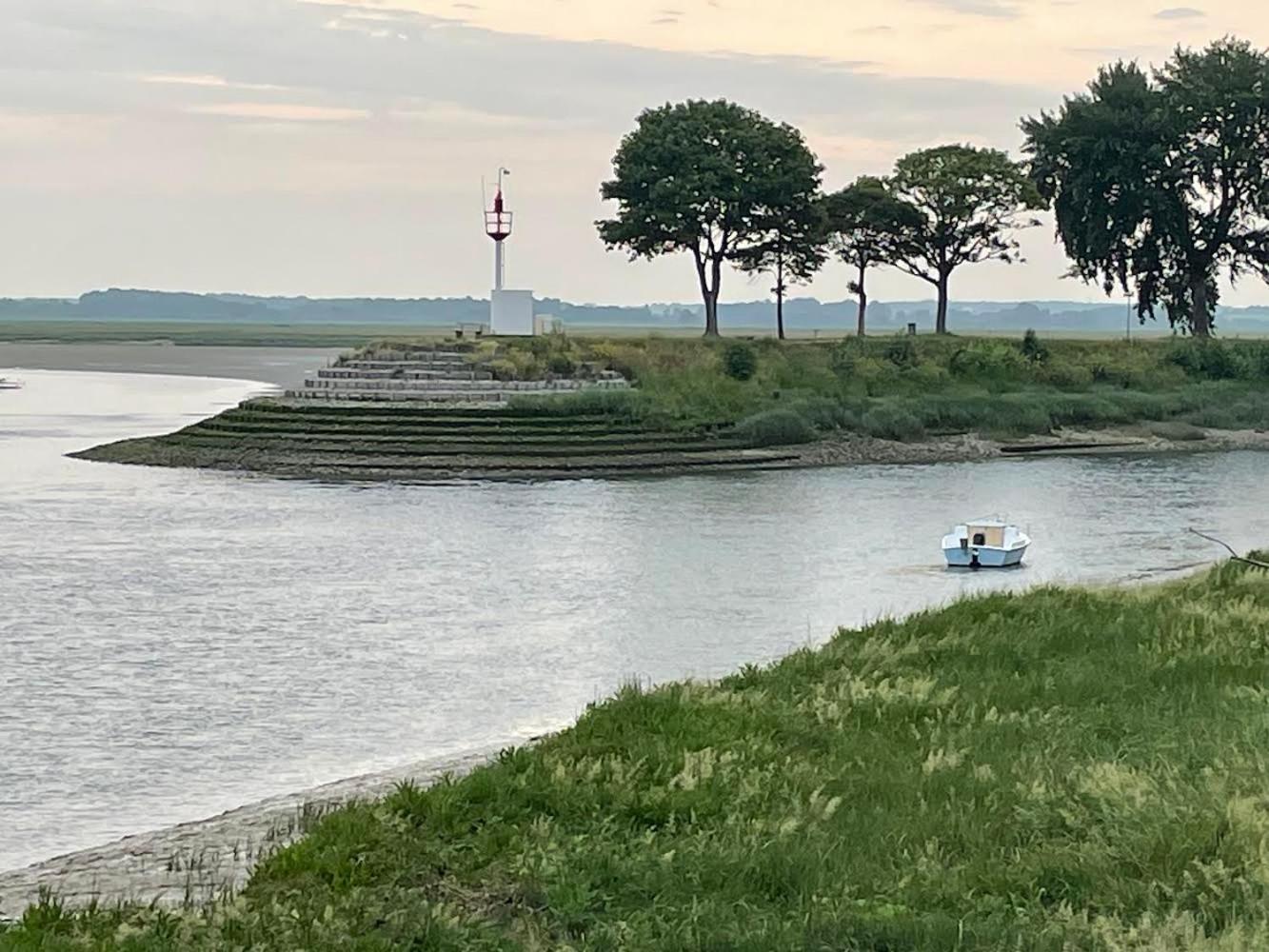 NibasAu P'Tit Bonheur Baie De Sommeアパートメント エクステリア 写真